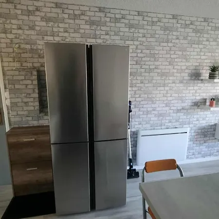 Апартаменты Cosy 4 Personnes Et Un Bebe *